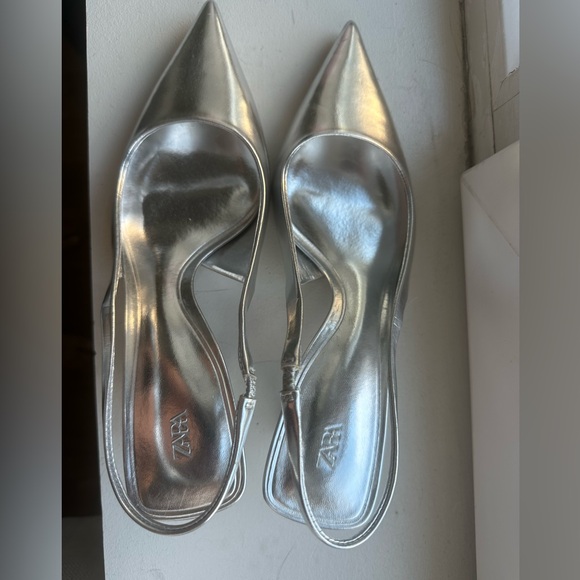 Zara Metallic Silver Pointy Slingbacks - Picture 6 of 6